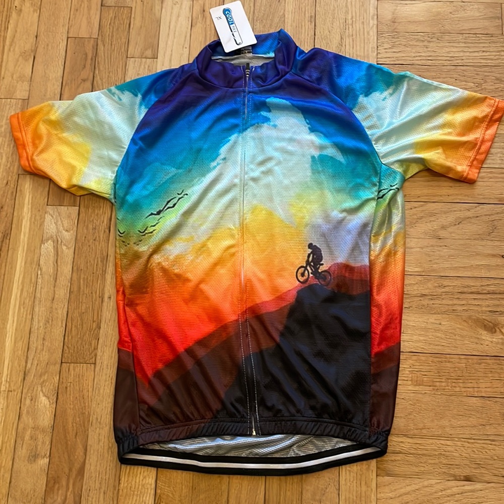 Cool max Bike Jersey, full zip. Size XL, fits like a Men’s Medium. NWT
